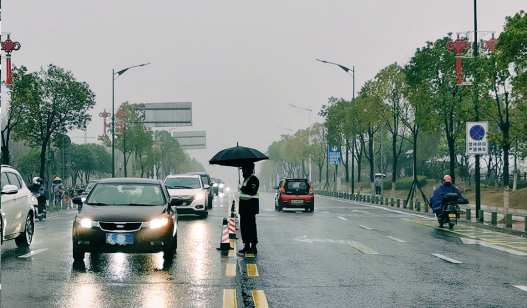 劳动庆幸，，，，，，创立伟大！纪录那些通俗且伟大的劳动瞬间