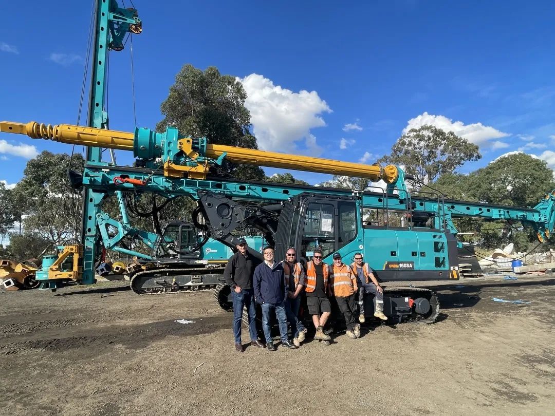 劳动庆幸，，，，，，创立伟大！纪录那些通俗且伟大的劳动瞬间