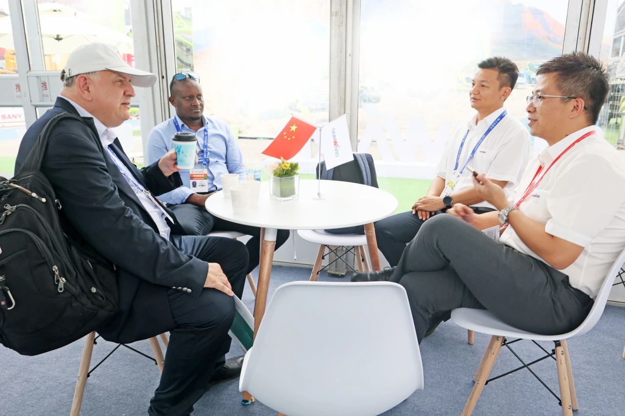 中非经贸展览会圆满落幕，，，，恒峰g22智能续写对非相助新篇