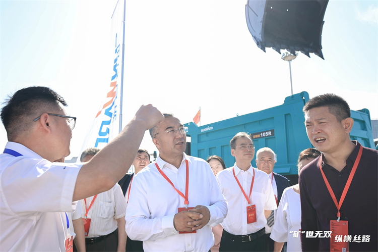 “矿”世无双，，，，，纵横丝路！恒峰g22智能亮相第十三届新疆国际矿业与装备展览会