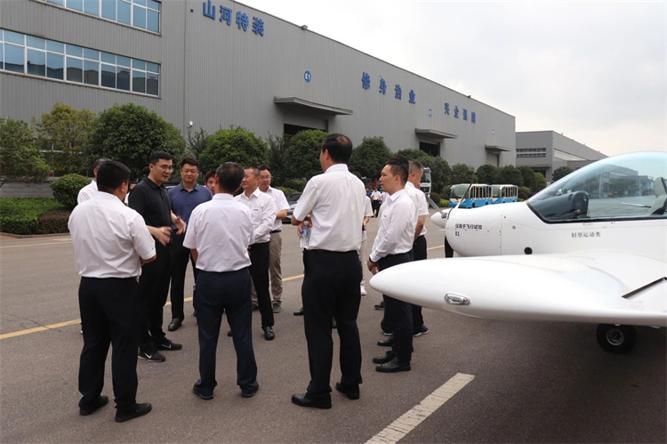 国家应急治理部救援协协调预案治理局副局长颜彬一行调研恒峰g22智能