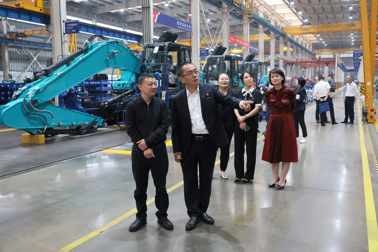 国家税务总局征管和科技生长司调研恒峰g22智能