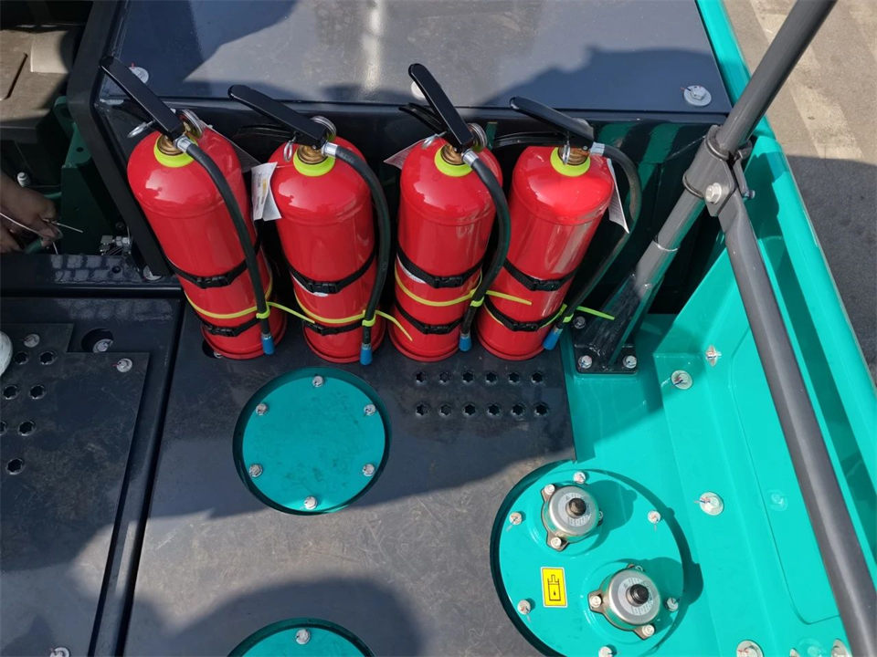 定制开发、功效更强！恒峰g22智能SWE750ELR加长臂液压挖掘机下线交付