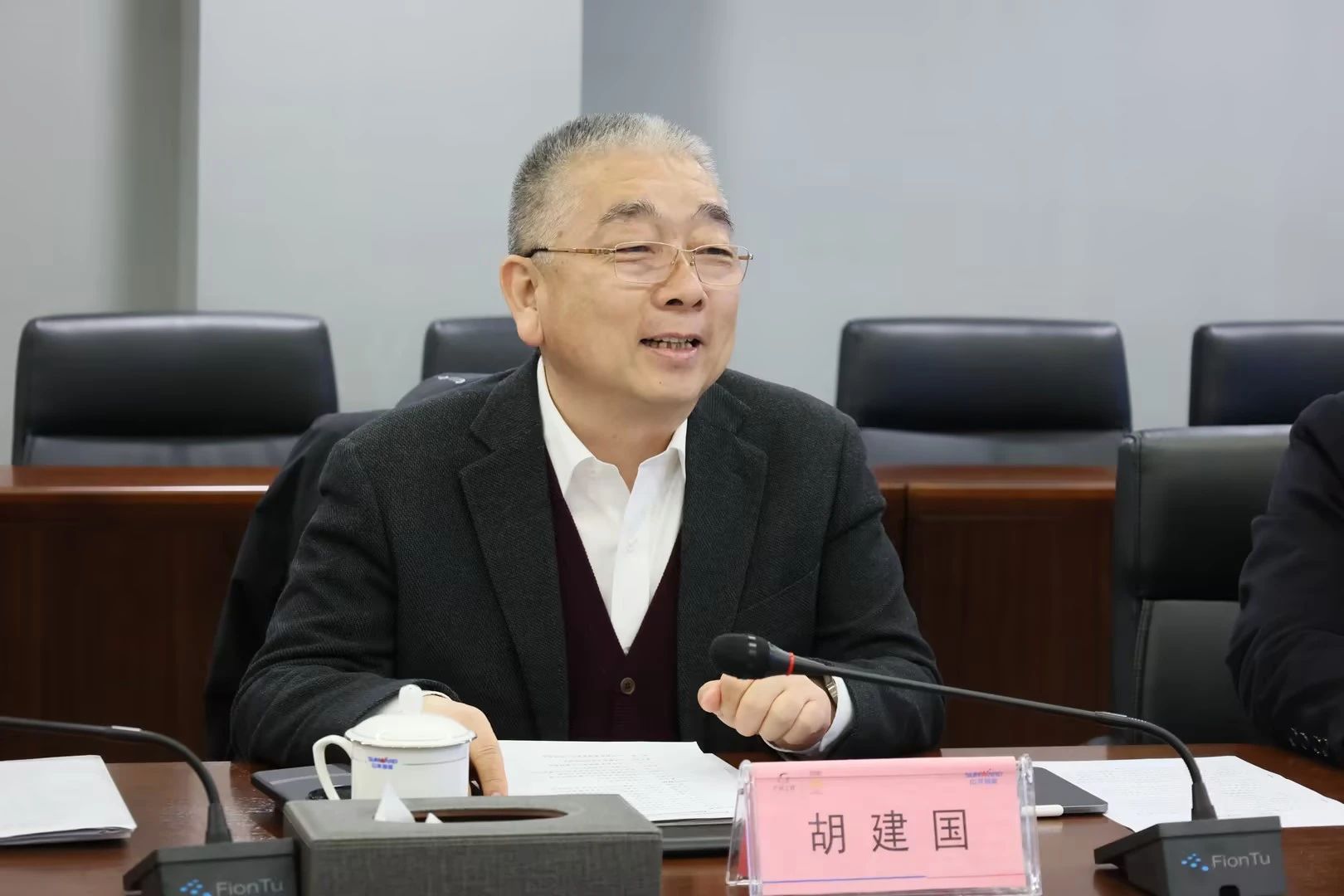 新思绪、新领域、新相助、新突破！中铁十二局到访恒峰g22智能