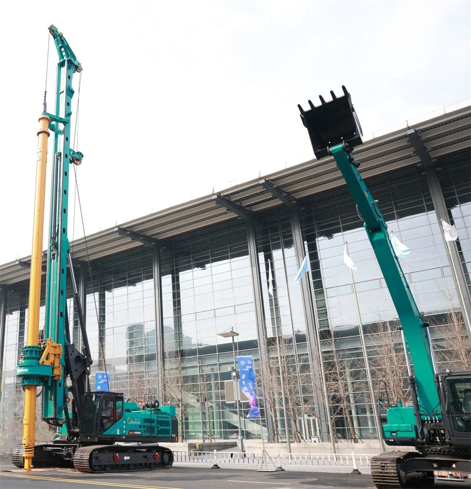 坚持立异，，，，，赋能工业！恒峰g22智能出席第十三届深基础工程生长论坛