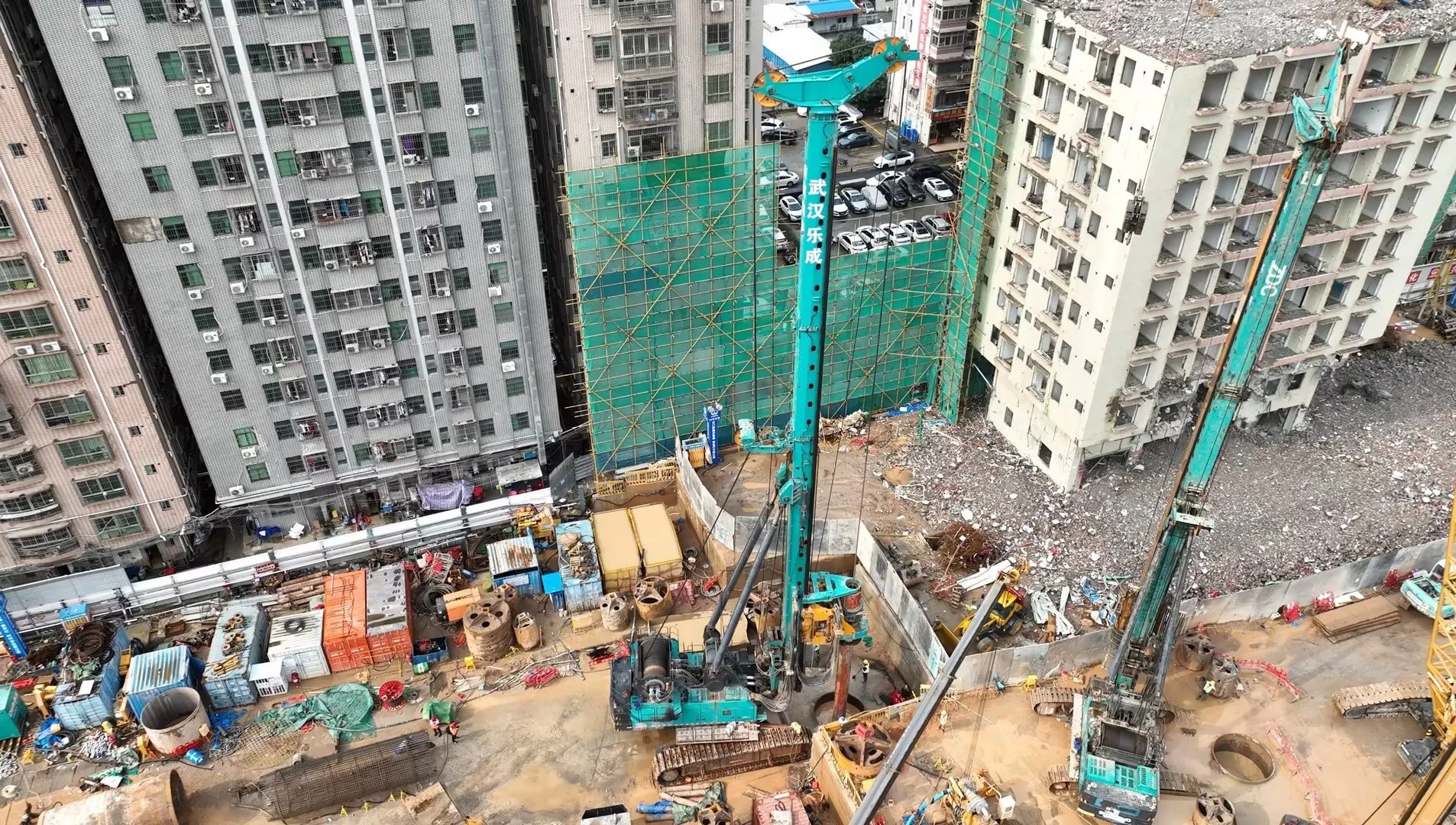 性能突出，，，超强助力！恒峰g22智能旋挖钻机助力深圳地铁五和站施工