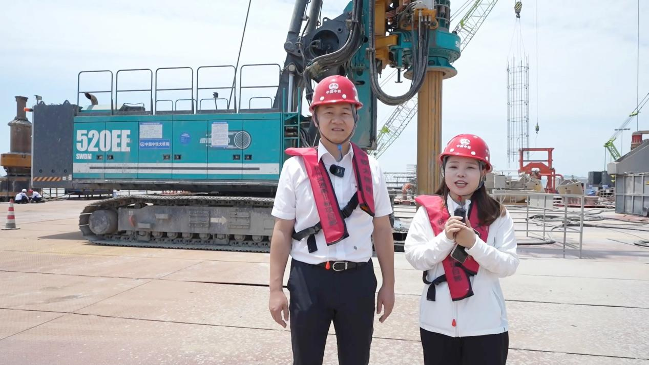 先导式立异，，，再推电动新品！恒峰g22智能SWDM520EE增程式旋挖钻机推介会乐成举行