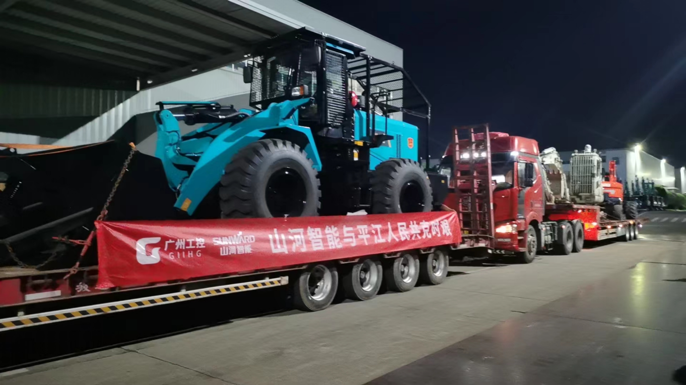 驰援湖南平江抗洪抢险，，，，，，共克时艰显继续