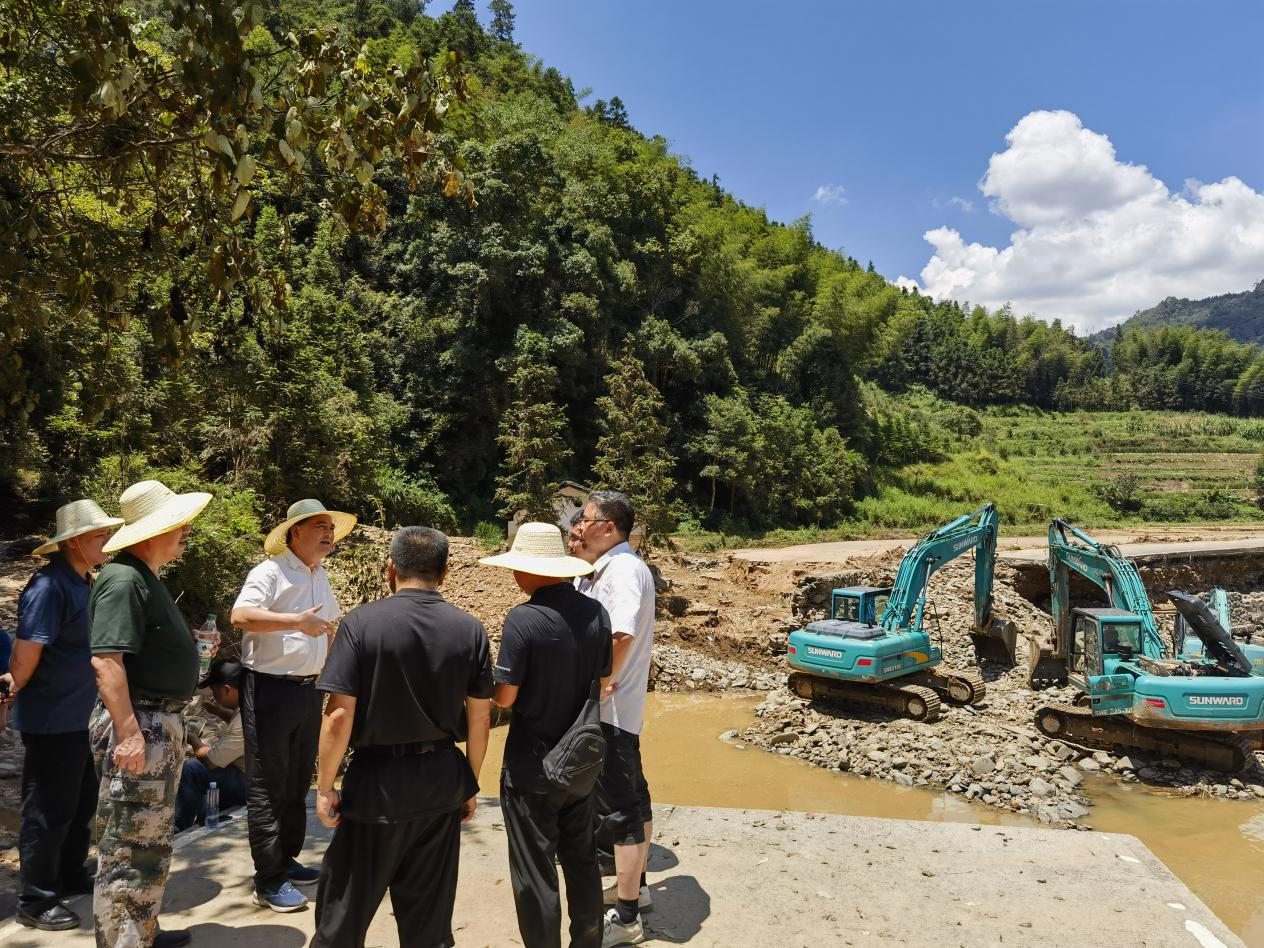恒峰g22智能赶赴资兴，，，，，共筑抗灾抢险防地