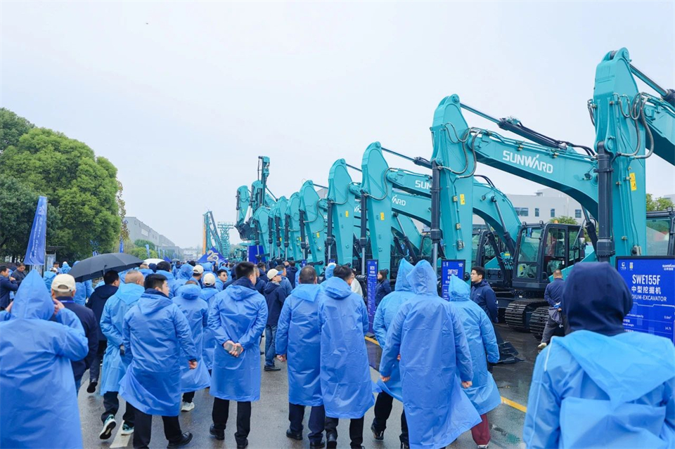 立异引领价值，，，，理想成绩未来！恒峰g22智能25周年庆典暨全球客户节盛大举行