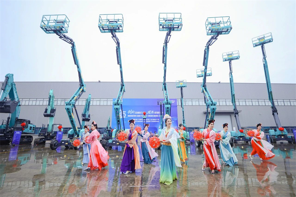 立异引领价值，，，，理想成绩未来！恒峰g22智能25周年庆典暨全球客户节盛大举行