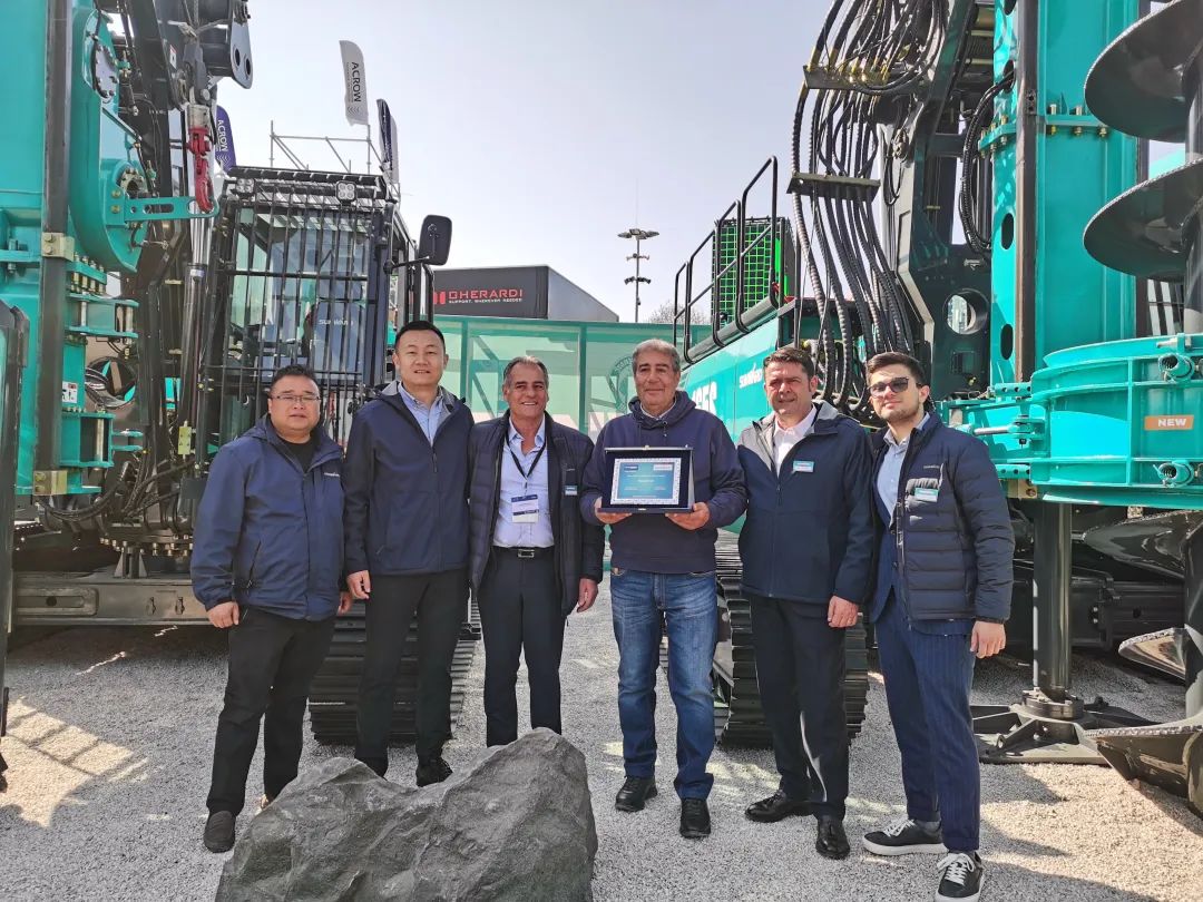 Bauma 2025 | 高端定造！恒峰g22智能Pro系列旋挖钻机燃爆全场