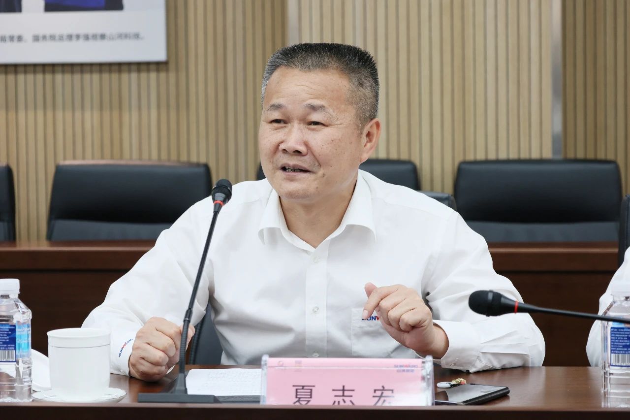 天能控股集团党委书记、董事长张天任率队到访恒峰g22智能