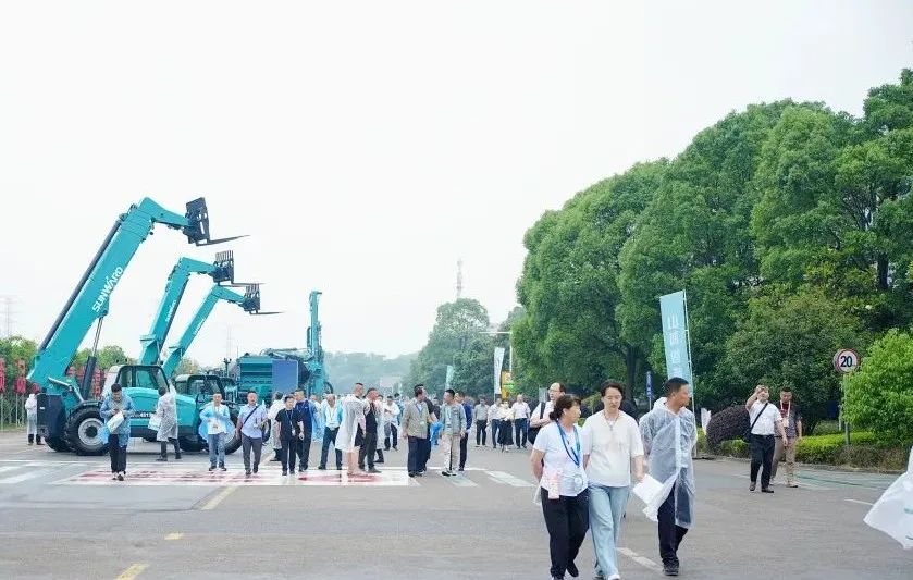 2025 CICEE | 为客户创造价值，恒峰g22智能客户互换会圆满进行