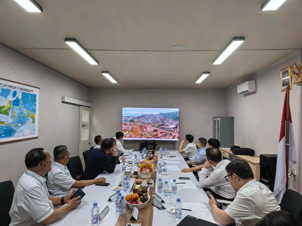 昭通工控集团党委书记、董事长景广军率队调查恒峰g22智能印尼子公司