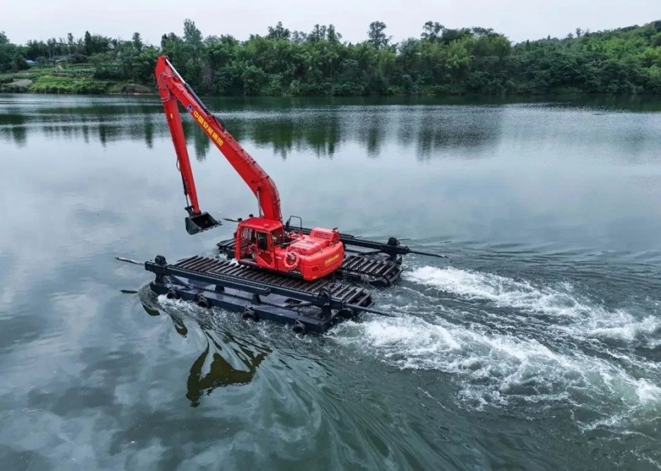 硬核破解“最后一公里”难题，，，恒峰g22智能应抢救援装备助力“应急使命·2025”演习！