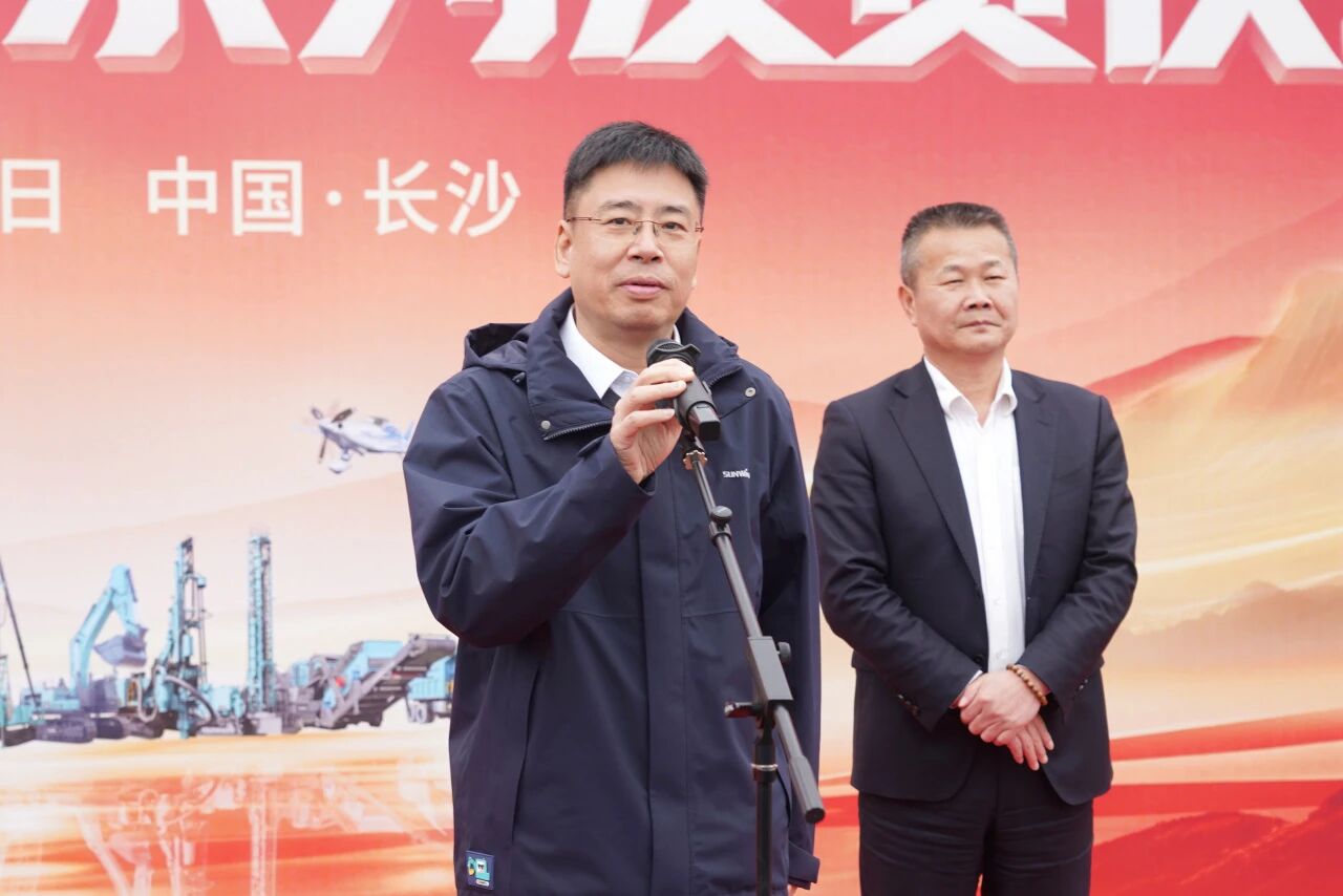恒峰g22智能进行2026年正月系列发货典礼，过亿元设备奔赴全球